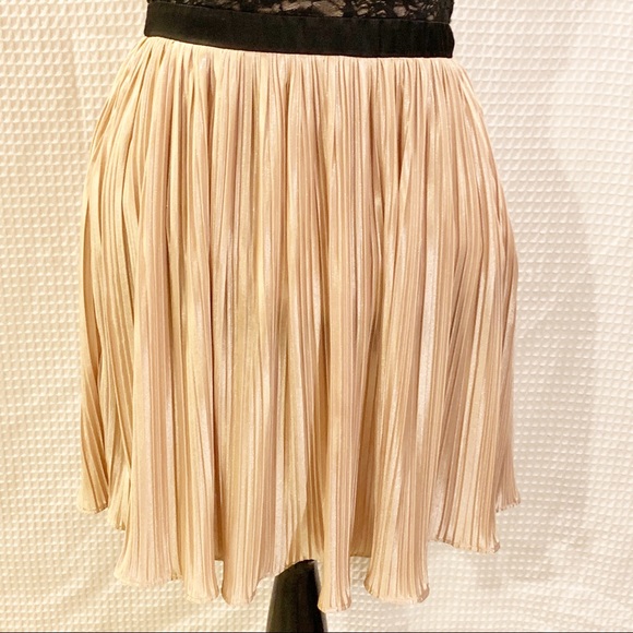 Rewind black & gold dress size medium GUC - Picture 3 of 7